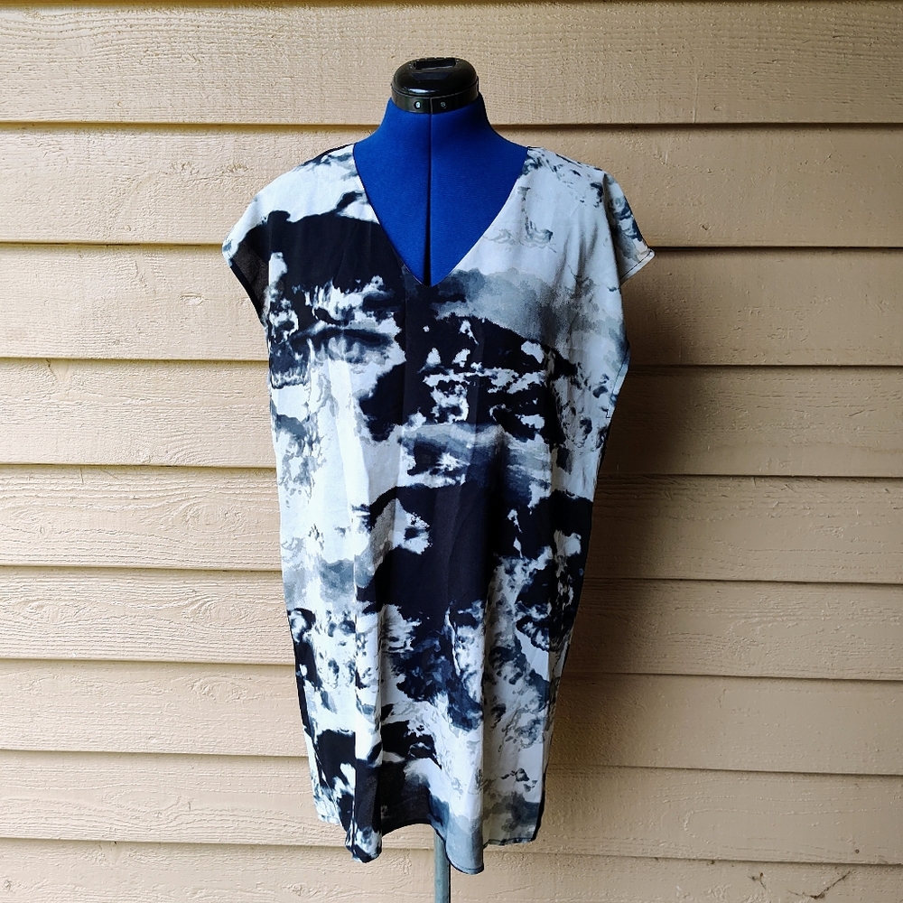 5/48 Grayscale Cloudy Mini Dress